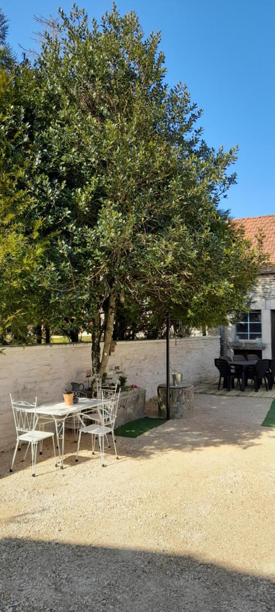 Gite Et Spa 21 Savigny-le-Sec Exterior photo